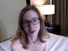 Kinderhüterin, Schönheit, Grosse titten, Schmuddelige sprache, Lingerie, Geschwollene nippel, Muschi, Nass