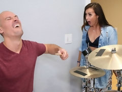 Lécher le cul, Sucer une bite, En levrette, Branlette thaïlandaise, Hard, Fille latino, Mère que j'aimerais baiser, Chatte