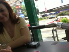 Leie, Braunhaarige, Freundin, Handjob, Piercing, Pov, Titten, Vibrator