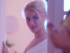 Жопа, Блондинки, Смазливые, Чешки, Европейки, Ласковые ручки, Дразнящие, Стринги