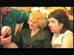 Amateur, Rubia, Morena, Madres para coger, Tetas naturales, Orgía, Fiesta, Medias largas