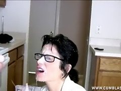 Grote mammen, Bruinharig, Sperma shot, Handbeurt, Hd, Kut duiken