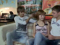 Leie, Auto, Hochschule, Spermaladung, Europäisch, Freundin, Lecken, Jungendliche (18+)