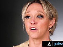 In den arsch, Grosser arsch, Grosse titten, Fingern, Lesbisch, Masturbation, Milf, Orgasmus
