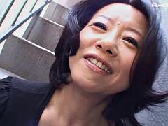 アジア人, デカパイ, フェラチオ, 茶髪の, 中国人, ドイツ人, 毛深い, 熟年