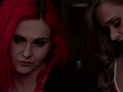 Lieveling, Grote lul, Brits, Naakte man aangeklede vrouw, Dominante vrouw, Hakken, Masturbatie, Roodharige vrouw