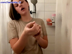 Amateur, Blonde, Tromperie, Gode, Fétiche, Belle mère, Toilettes, Mouillée