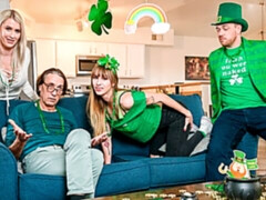 Kont, Blond, Pijpbeurt, Hondjeshouding, Groep, Orgie, Tiener, Tieten likken