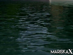 Gros seins, Bikini, Blonde, Plantureuse, Mère que j'aimerais baiser, De plein air, Lécher le sphincter, Rasée