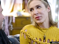 Grosse bite, Blonde, Sucer une bite, Gorge profonde, Masturbation, Rasée, Adolescente, Nénés