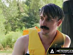 Accident, Sucer une bite, Tir de sperme, Homosexuelle, Branlette thaïlandaise