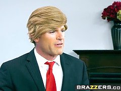 Grote lul, Blond, Oudere vrouw, Interraciaal, Moeder die ik wil neuken, Monster, Orgie