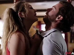 In den arsch, Grosse titten, Braunhaarige, Hundestellung, Lecken, Natürlichen titten, Muschi, Rau