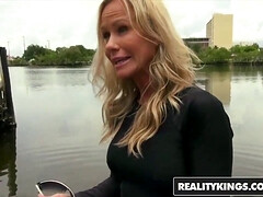 アナル, ブロンド, ハードコア, ヒール, 淫乱熟女, フェラする, ティーン, ティーンアナル