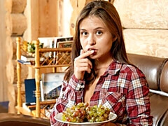 18, お尻, 茶髪の, 指いじり, オナニー, ガリガリ, ストリッピング, ティーン