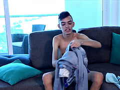 Amateur, Mamada, Pareja, Estilo perrito, Gay, Latina, Flaco