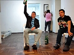 Grosse titten, Blasen, Gehörnter ehemann, Milf, Mutti, Orgasmus, Spanner, Ehefrau