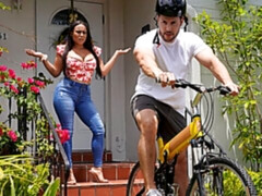 Жопа, Большой член, Минет, Брюнетки, Измена, Собачьи, Лизание, Белье