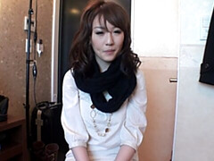 Asiatique, Gros cul, Gros seins, Sucer une bite, Mère que j'aimerais baiser, Seins naturels, Chatte, Cheveux courts