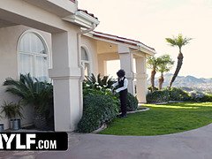 Grosser arsch, Grosser schwanz, Geile alte tussi, Besamung, Reif, Milf, Orgasmus, Party