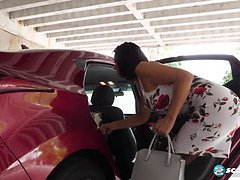 Tetas grandes, Mamada, Morena, Semen en la boca, Corridas, Tacones, Maduro, Madres para coger