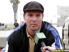 Blondine, Vollbusig, Süss, Kehlenfick, Aufs gesicht abspritzen, Muschi, Rasiert, Dürr