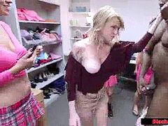 デカチン, 黒人, フェラチオ, 手コキする, ティーン