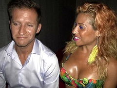 Blasen, Braunhaarige, Spermaladung, Gruppe, Selbstgemacht, Orgie, Muschi, Titten