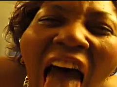 Большие сиськи, Черные, Брюнетки, Ласковые ручки, Секс без цензуры, Межрасовый секс, Зрелые, Сиськи