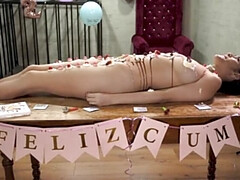 18 jahre, Arsch, Bisexuell, Knallhart, Hd, Natürlichen titten, Orgie, Spanisch