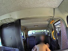 Tussi, Blondine, Auto, Öffentlich