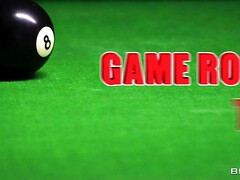 Arsch, Tussi, Grosser schwanz, Blasen, Spiele, Muschi, Flotter dreier, Titten