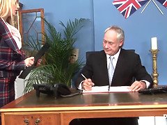 In den arsch, Arsch, Blasen, Britisch, Vollbusig, Schwanz, Reif, Penis