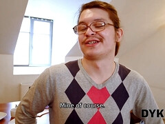 18 jaar, Dichtbij, Hd, Lesbisch, Russisch, Tiener, Trio, Tieten likken