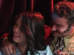 Amerikanisch, Arschlecken, Grosse titten, Blasen, Handjob, Muschi, Realität, Tätowierung