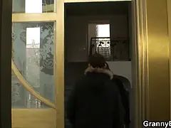 Amateur, Belle grosse femme bgf, Sucer une bite, Lunettes, Mamie, Poilue, Hd, Fait maison
