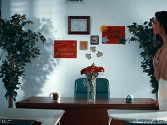 Gros seins, Brunette brune, Plantureuse, Hard, Mère que j'aimerais baiser, Piercing, Chatte, Nénés