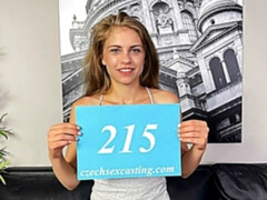 Amateur, Grosse bite, Sucer une bite, En levrette, Seins naturels, Petite femme, Maigrichonne, Nénés