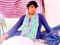 Gros cul, Sucer une bite, Grossier, Conversation vulgaire, Énorme, Indienne, Seins naturels, Serré