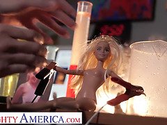 デカチン, ブロンド, フェラチオ, 手コキする, Hd, 自然山雀, 叫ぶ, オッパイの