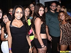 18 летние, Большой член, Большие сиськи, В клубе, Собачьи, Оргии, Тощие, Молоденькие