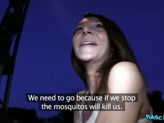 素人, 美女, フェラチオ, 顔射, 手コキする, アウトドア, ハメ撮り, 公共