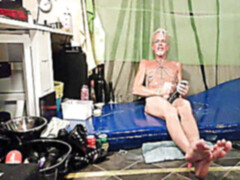 Pénétrer avec le poing, Fait maison, Masturbation