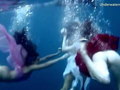 18 jaar, Grote mammen, Blond, Duits, Lesbisch, Openbaar, Douche, Tieten likken