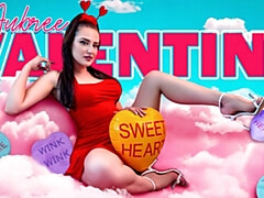 Derrière les coulisses, Sucer une bite, Preservatif, Tir de sperme, Mignonne, Fétiche, Hd, Chatte