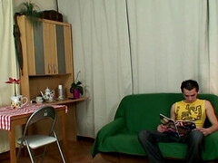 Grote lul, Pijpbeurt, Vriendin, Handbeurt, Hardcore, Hd, Rijpe lesbienne, Moeder