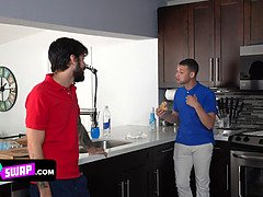 デカパイ, 口内発射, 指いじり, オナニー, 熟年, オマンコ, 義母, ユニフォーム