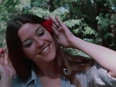 Chica, Morena, Garganta profunda, Sexo duro, Besar, Lesbiana, Tetas, Clasico