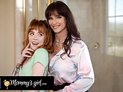 18, クリトリス, 娘, 指いじり, 淫乱熟女, 母, フェラする, ティーン