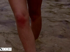 Morena, Pareja, Polla, Corridas faciales, Lamidas, Madres para coger, Al aire libre, Tetas